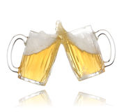 pair-beer-glasses-making-toast-9585604.jpg.e8aca23a2319579e226020c76325a667.jpg